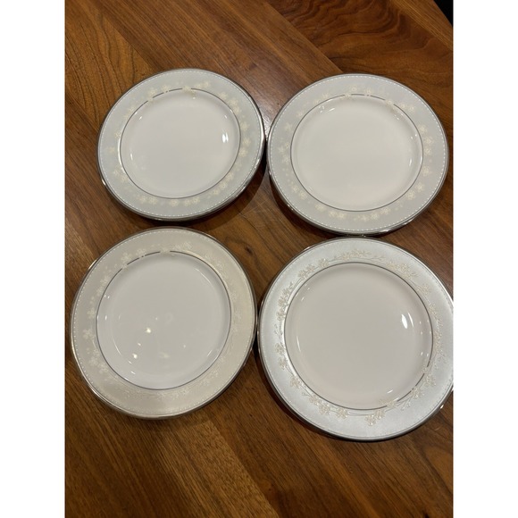 LENOX BELLINA  - PLATINUM TRIM‎ - BREAD & BUTTER PLATE 6 1/4"  - 4 Available - Picture 3 of 4